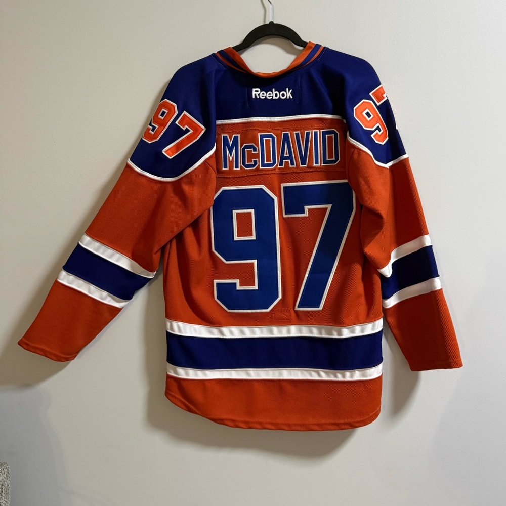 Reebok McDavid Oilers Jersey - Picture 5 of 5